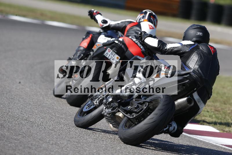 /Archiv-2025/49 26.08.2025 Cornu Master School ADR/blau-bleu/50